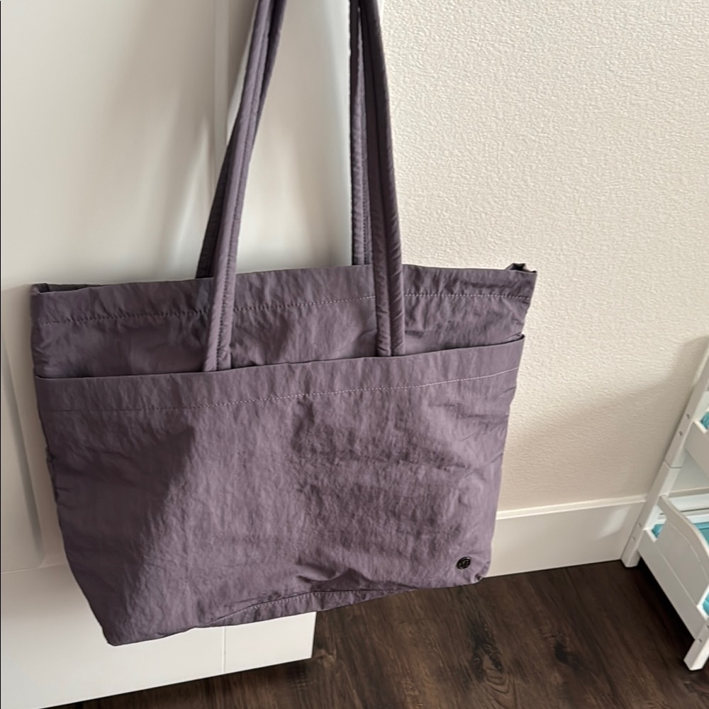 Lululemon Athletica On My Level 15L Purple Tote Bag